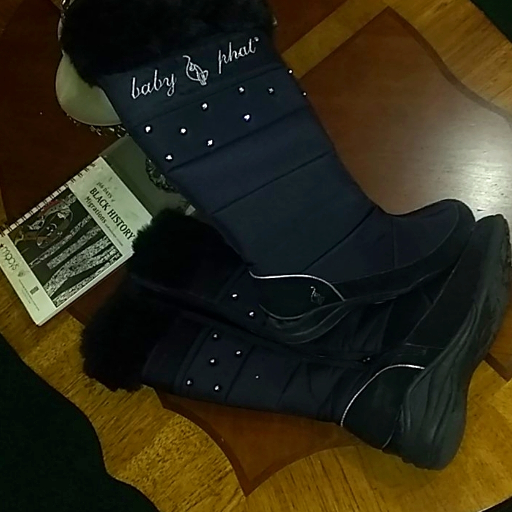 Flat Boots